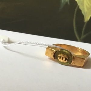Chanel Vintage Ring, “gold” ring, iconic logo.